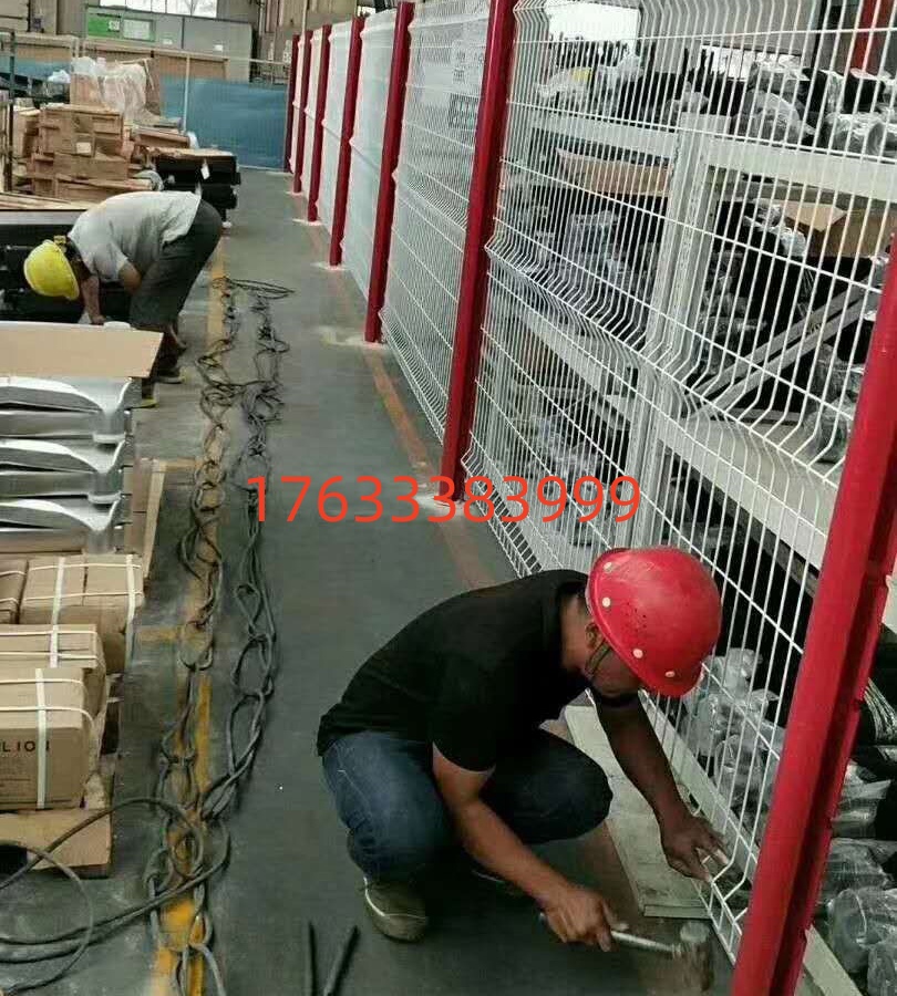 桃型柱護攔網(wǎng) 桃型柱護攔網(wǎng)